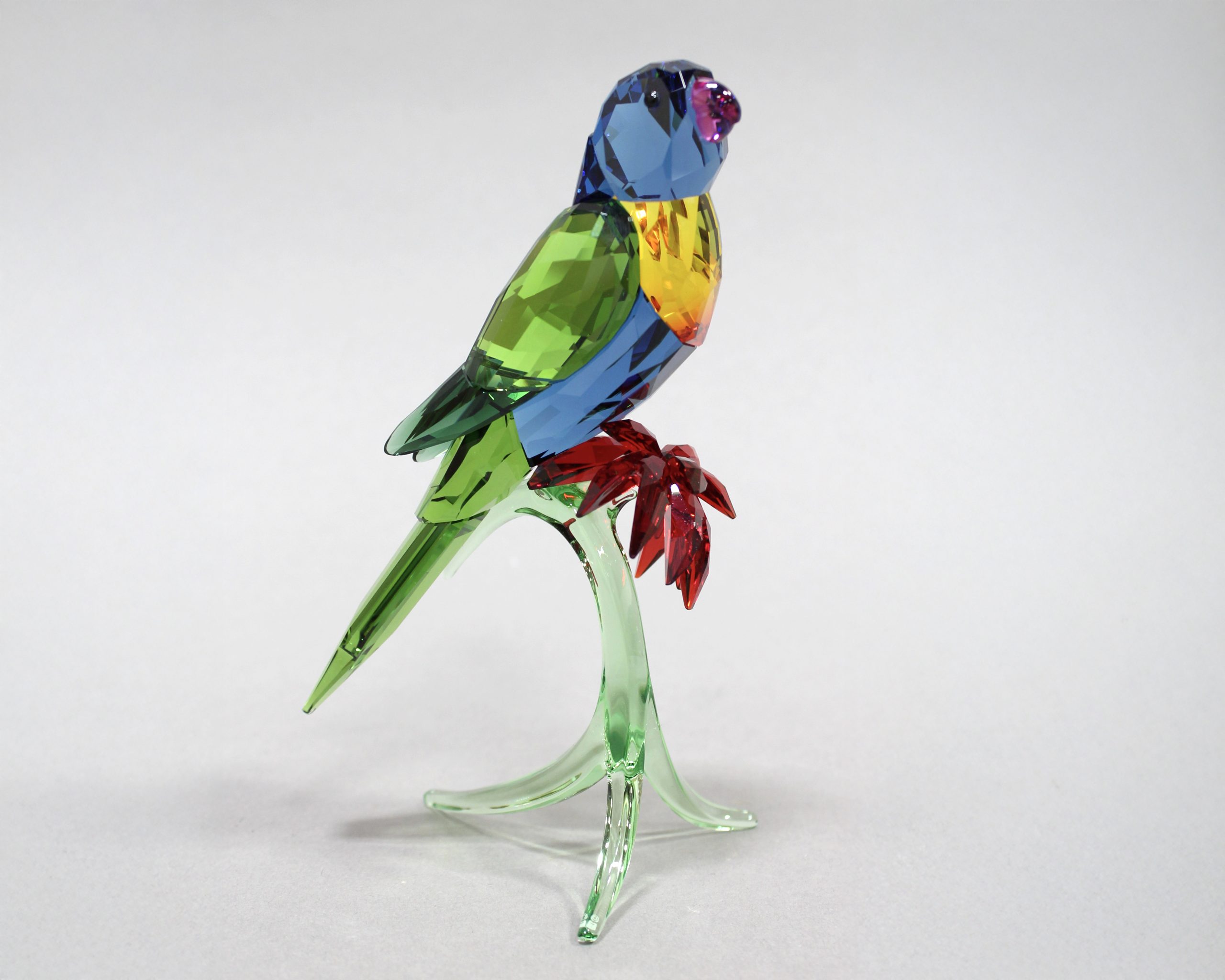 SINCE 1979 Hall's Auction Services CONSIGN WITH HALL'S AUCTION YOUR TRUSTED SOURCE FOR ANTIQUES, COLLECTIBLES AND WINE & SPIRITS